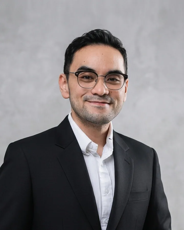 Dr. Harmoni Ezra